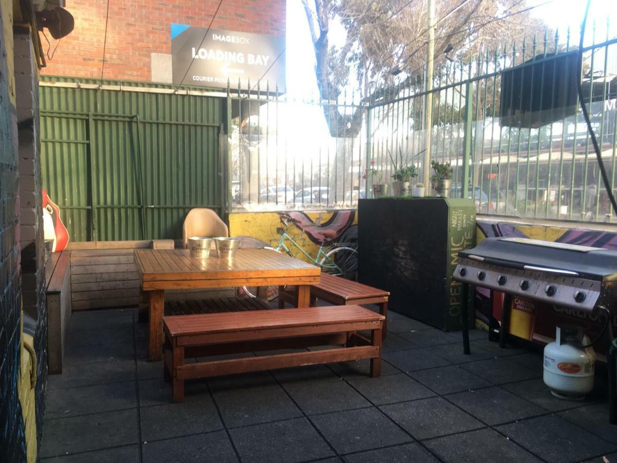 Market Tavern Hostel & Bar Melbourne Ngoại thất bức ảnh